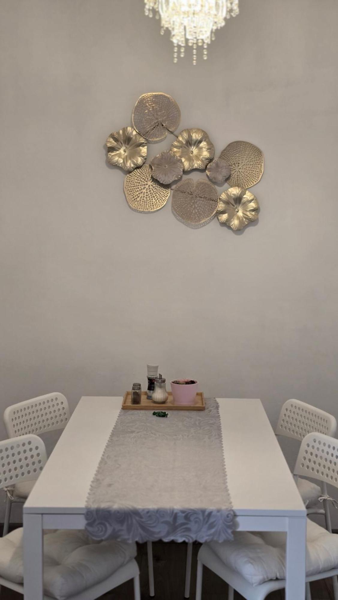 Apartman - Cafe Princ Pod Hradem Wifi, Klima Sternberk Exterior photo